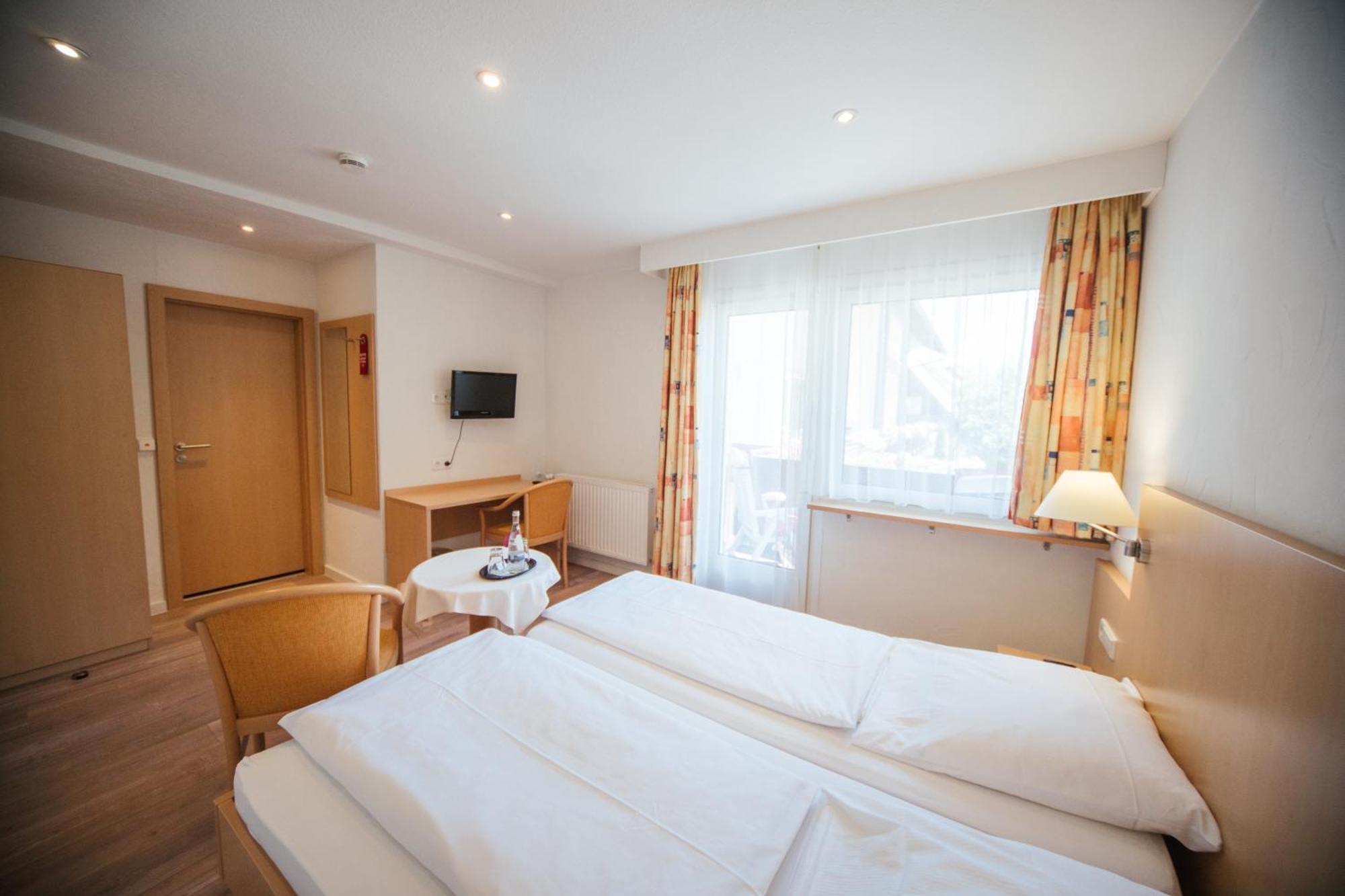 Hotel Waldeck Mit Restaurant "Florian'S" Feldberg  Room photo