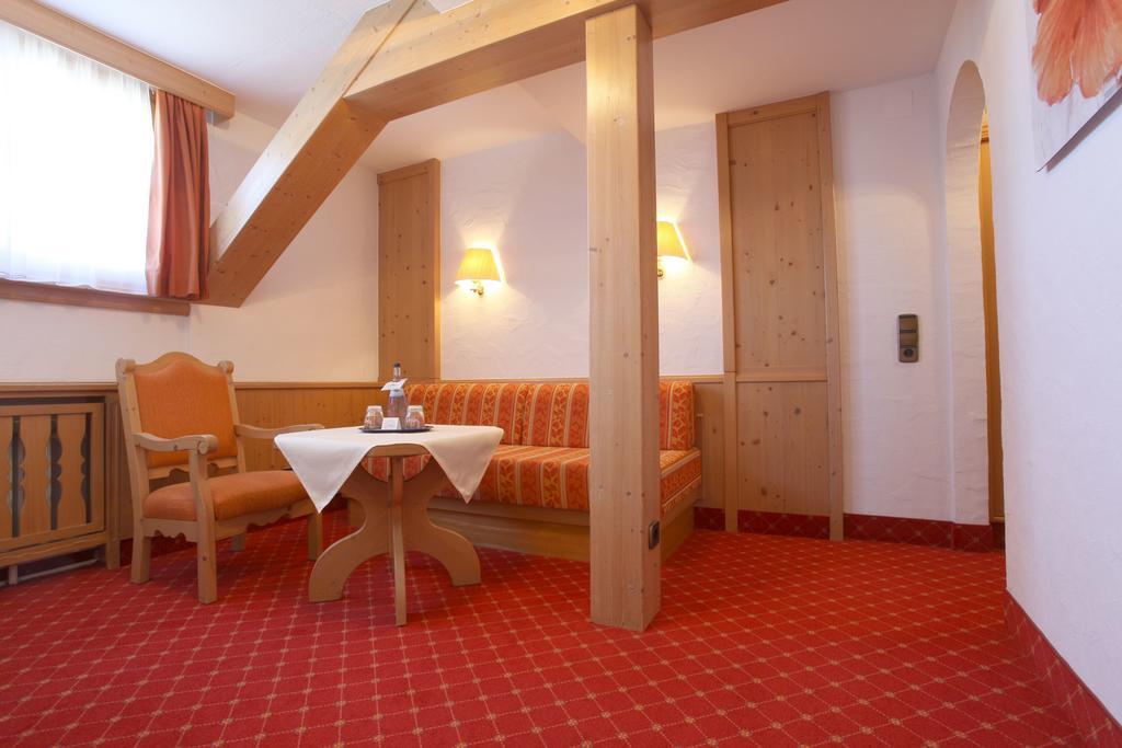 Hotel Waldeck Mit Restaurant "Florian'S" Feldberg  Exterior photo